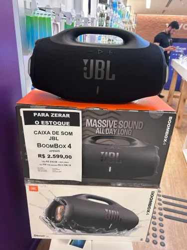Caixa de som JBL Boombox 4