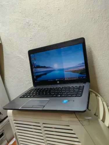 Notebook HP 440 com Core i5 de 4° Gen, 6GB e SSD (Só Venda)