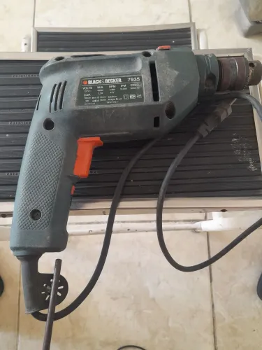 Furadeira black e decker