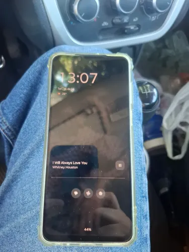 Motorola G73