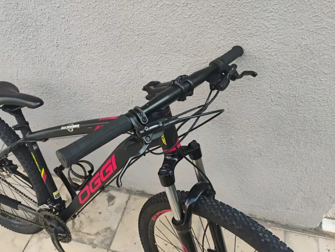 Bike OGGI ARO 29 em perfeito estado