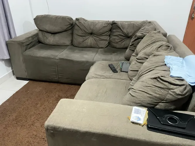 Sofá em L lindo pra desapegar