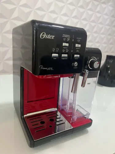Cafeteira Oster Primalatte