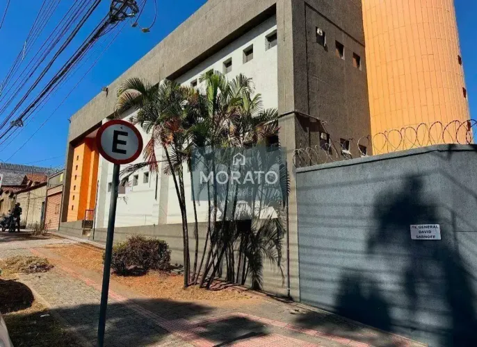Galpão/Prédio comercial à venda em Contagem