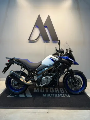 Suzuki V-strom  650 XT Adventure Tourer 2025