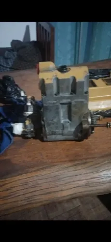 Bomba injetora HEUI  motor C7 e C9 