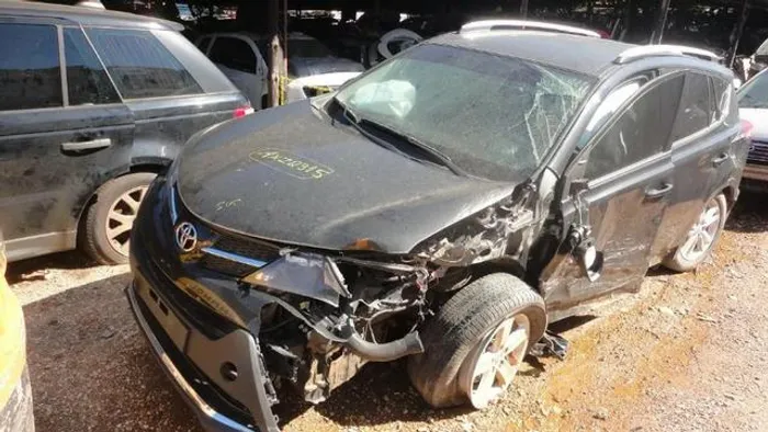 Sucata Toyota Rav 4 2.4 4x4 2013 retirada de peças