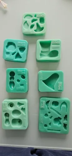 Conjunto com 7 moldes de silicone para biscuit