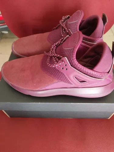 TÊNIS JORDAN FLY,89 BG SEMI-NOVO. 