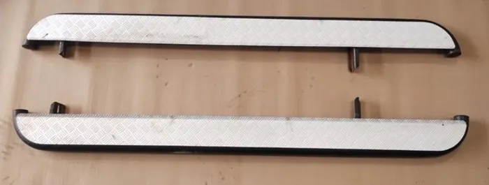 Par de Estribo S10 