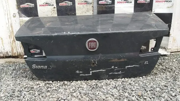 Tampa Traseira Fiat Siena 2012 chumbo