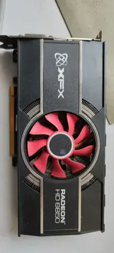 Placa não davídeo radeon HD 6850 com defeito para peças 50 reais