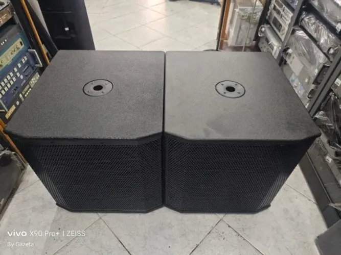 Par De Caixas Sub Graves 1000 Watts Rms Dclass 18 Polegadas