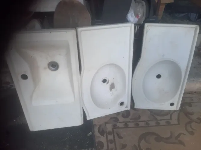 Pias banheiro
