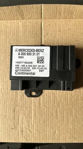 A0009003101 Módulo bomba combustível Mercedes