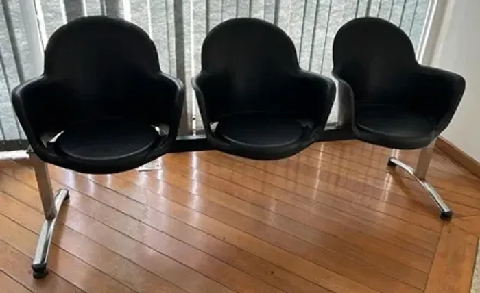 Longarinas recepção com braço Boston 3 Lugares