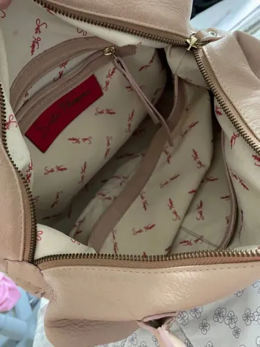 Bolsa de couro rosa clara- perfeito funcionamento