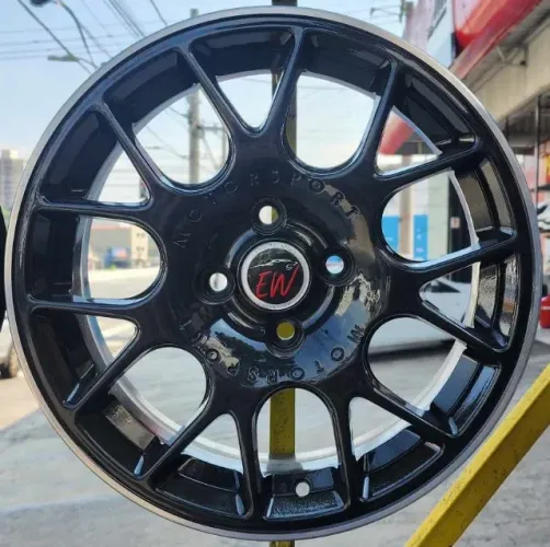 Jogo de Roda Esportivo VX-35 Aro 15 4x100 VW Gol GM Celta Fiat Argo Honda Fit