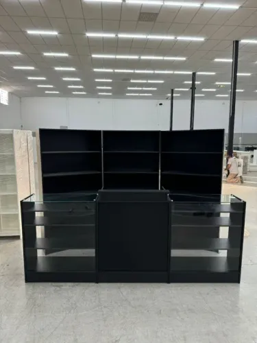 BALCÃO CAIXA+ BALCÃO VITRINE COM VIDRO SUPERIOR E PRATELEIRAS MDF