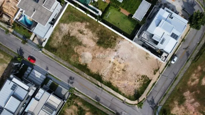 Terreno à venda em São José dos Campos, Condomínio Loteamento Reserva da Barra, com 450 m²