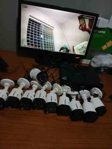 10 Cameras intelbras usadas