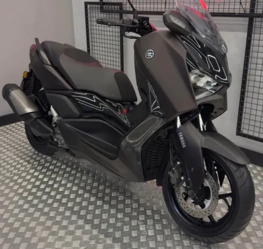 Xmax 300 2026 EMPLACADA troco pcx nmax  xmax250