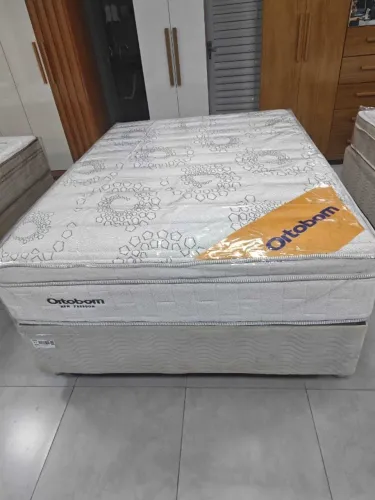 Cama Box Casal Molas Ensacadas 1,38x1,88x0,32cm DIVIDIMOS EM ATÉ 10X SEM JUROS