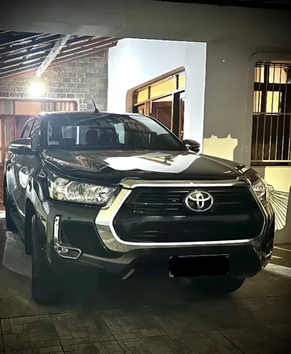 Toyota Hilux CD SRV 4X4 2.8 TDI Diesel Aut. 2022