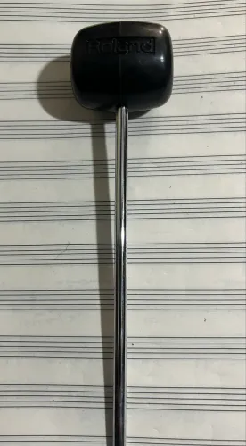 Roland Batedor para pedal de Bateria