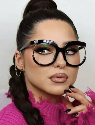 Óculos novo com lente transparente, pode colocar grau, 