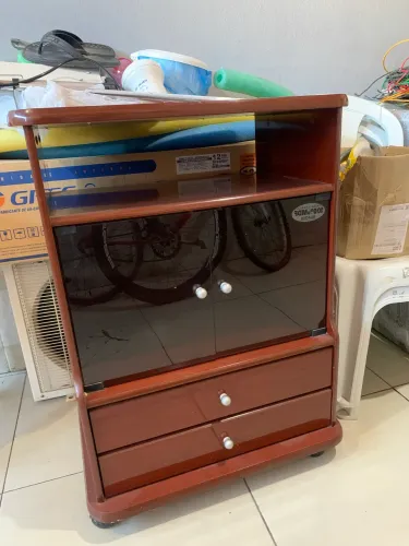 Móvel rack de televisão com rodinhas - Dalla Costa 