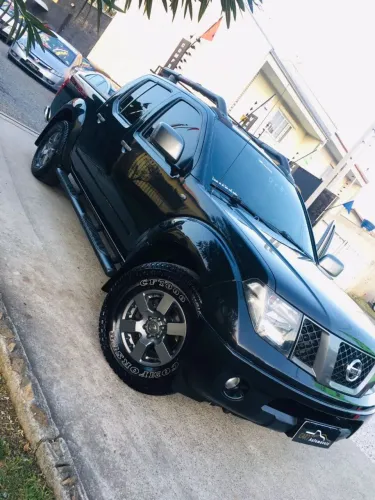 Nissan Frontier SV At.cd 4X4 2.5 TB Diesel Mec. 2014