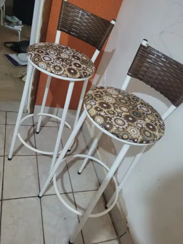 Banquetas Altas
