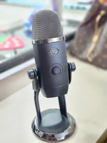 Microfone Blue Yeti X Profissional USB para Stream e Gravação
