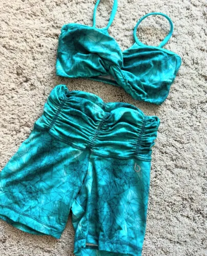 Conjunto lindo novinho