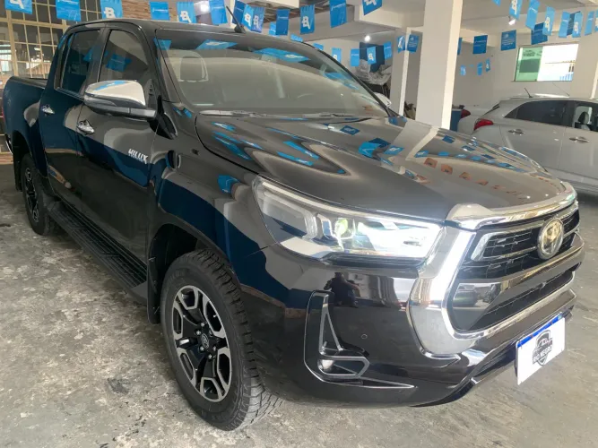 Toyota Hilux CD SRX Limited 4X4 2.8 TDI Die.aut 2023