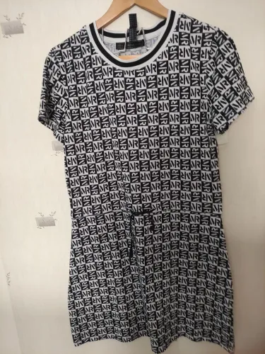Morena rosa vestido M