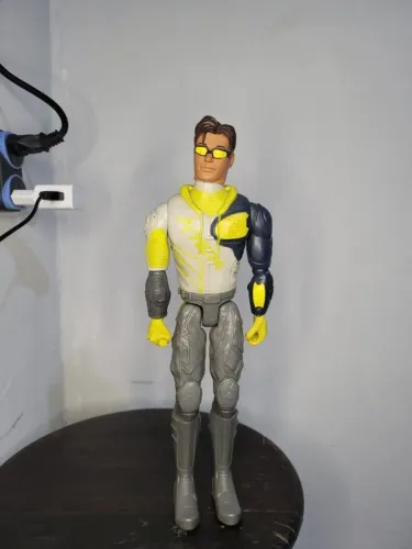boneco max steel domínio dos elementos excelente estado brinquedo