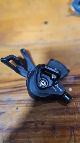 Trocador passador de marcha 12 velocidades Shimano Deore I-spec