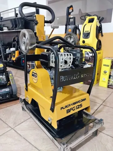 Placa Vibratória Buffalo BFG125 130kg 7.5hp Profissional (Nova)