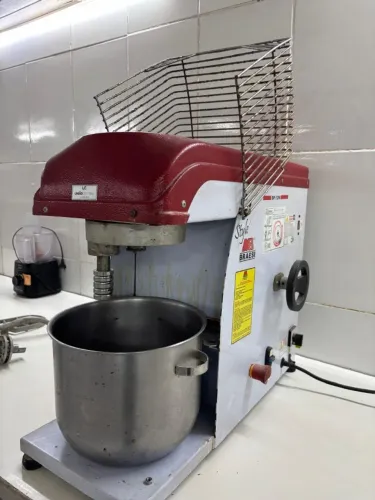 Batedeira Planetária Eletrônica Bp12/1 G4 Braesi USADA