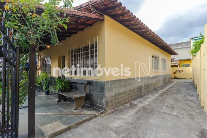 compre venda casa comercial na av. Úrsula Paulina Betânia BH