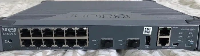 Switch Juniper EX2300C 12 Portas 10/100/1000