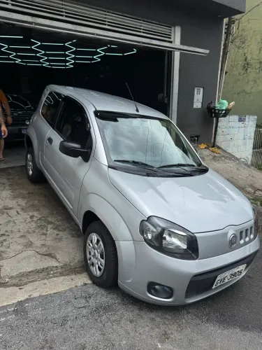 Fiat Uno Vivace 1.0 EVO Fire Flex 8V 3P 2012
