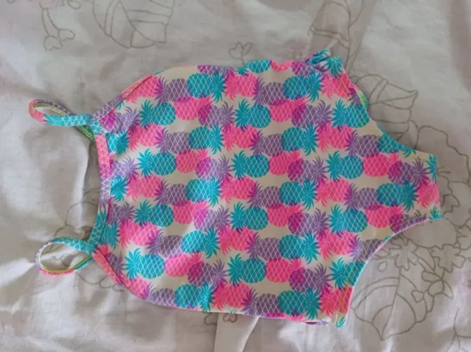 Maio infantil 1 ano com estampa de abacaxi