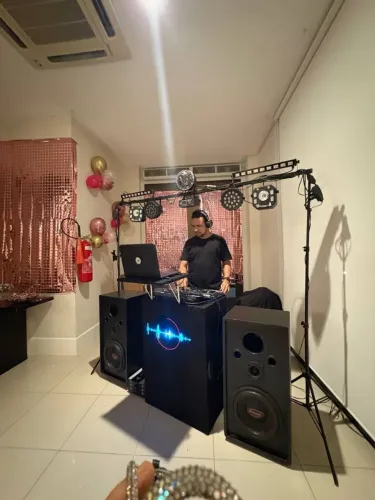 DJ + Sonorização e iluminação (Boate Completa)