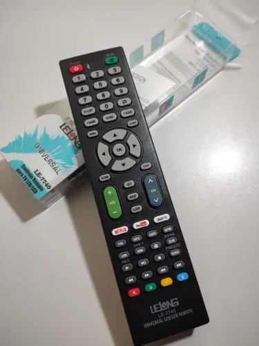 Controle Remoto Universal Le-7740 para TV LED/LCD