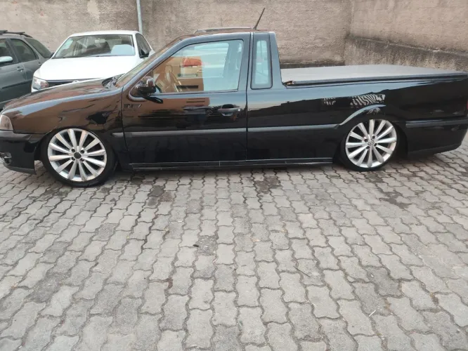 Vendo Saveiro SUMMER com suspensão a ar (CASTOR)