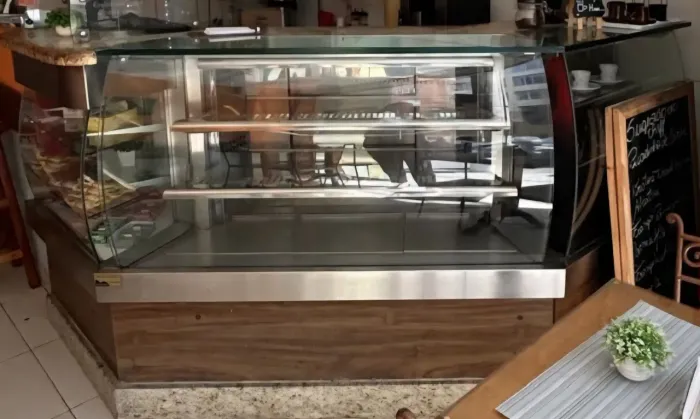 Balcão Expositor de Vidro para Comércio