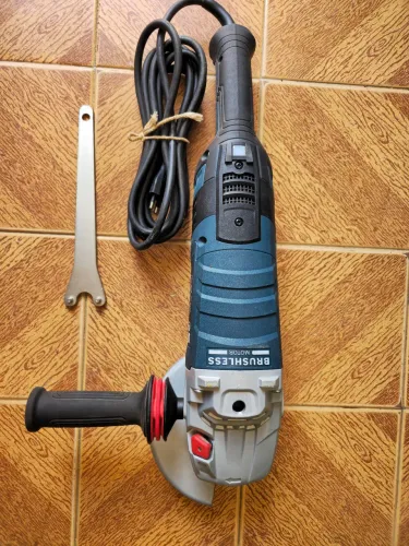 Esmerilhadeira Angular 7 Pol 2800w Brushless Gws 30-180 B